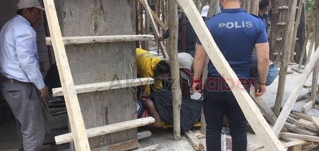 İnşaattan düşen işçi yaralandı