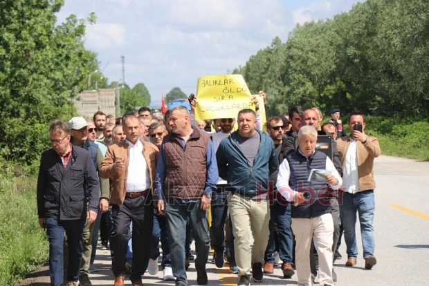 Akyazıda 40 yıllık koku isyanı