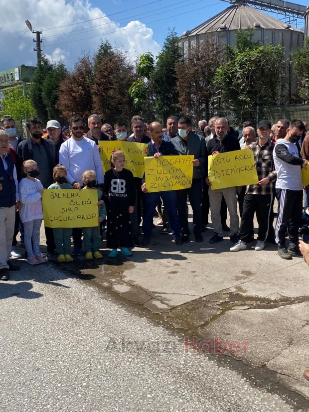 Akyazıda 40 yıllık koku isyanı