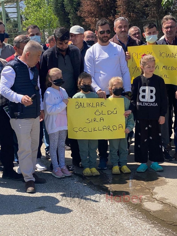Akyazıda 40 yıllık koku isyanı