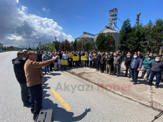 Akyazıda 40 yıllık koku isyanı