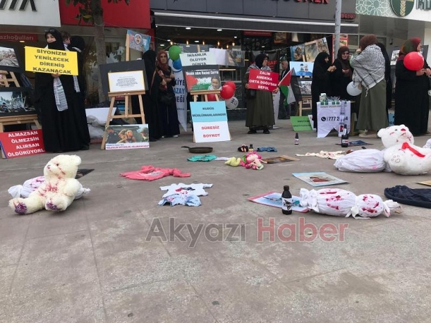 Gazze için Akyazıda sessiz eylem nöbeti sürüyor