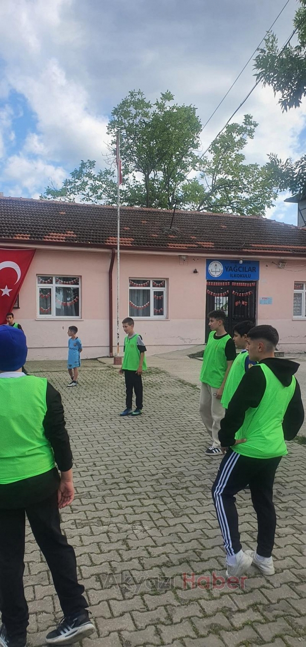 Yağcılar Spor maçlara okul avlusunda hazırlanıyor 