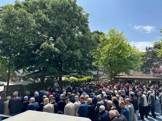 Yaver Şenyüz defnedildi.