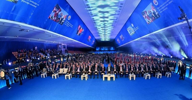 ATSO Başkanı Bayraktar ve Meclis Başkanı Başer, TOBB Genel Kurulu'na katıldı