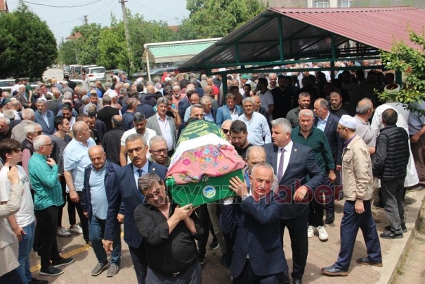 Akyazı'da yaşayan hatice ateş son yolculuğuna uğurlandı 