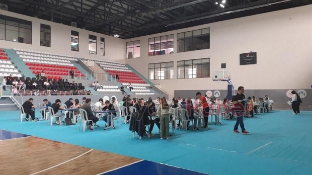 Akyazı'da Satranç Turnuvası Çekişmeli Geçti!