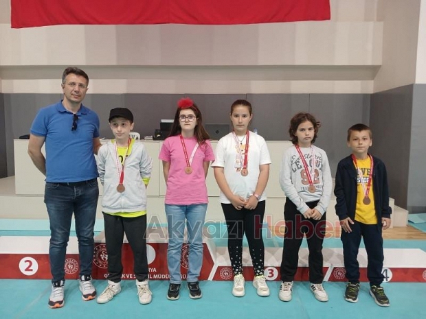 Akyazı'da Satranç Turnuvası Çekişmeli Geçti!