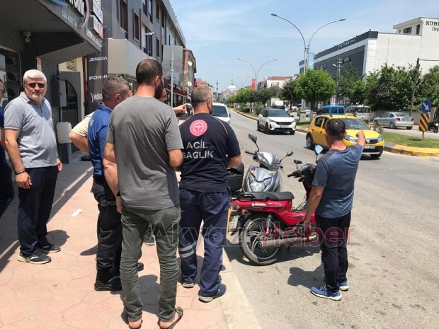 Akyazıda kaza anı kamerada