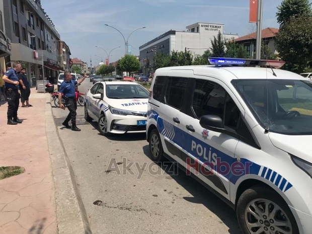 Akyazıda kaza anı kamerada