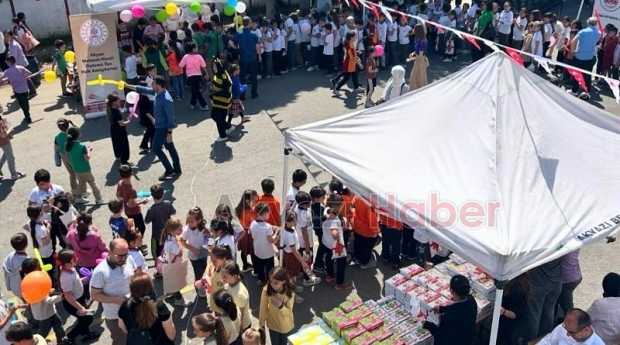 Akyazı Gençlik Derneği geleceğin iş insanları ile buluştu