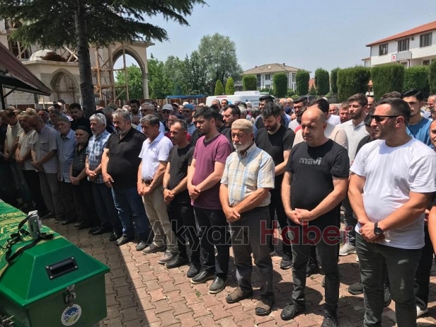 Zeki Yıldız Dualarla defnedildi
