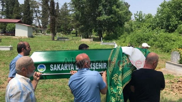 Zeki Yıldız Dualarla defnedildi