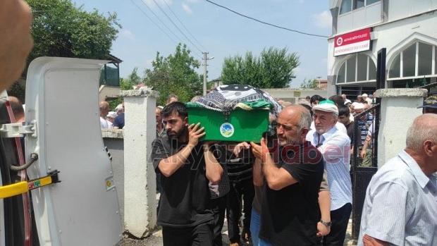 Gülinaz Avcı Defnedildi