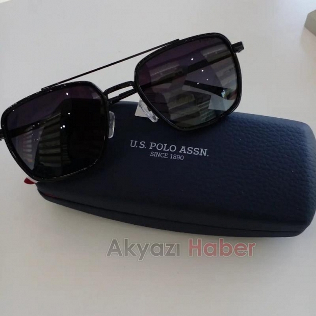 Bayramda Çocuklar Sevinsin Diye! Yetişkin Gözlüğü Alana Çocuk Gözlüğü Hediye!