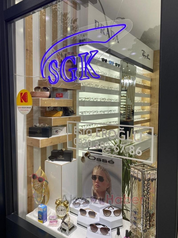 Bayramda Çocuklar Sevinsin Diye! Yetişkin Gözlüğü Alana Çocuk Gözlüğü Hediye!