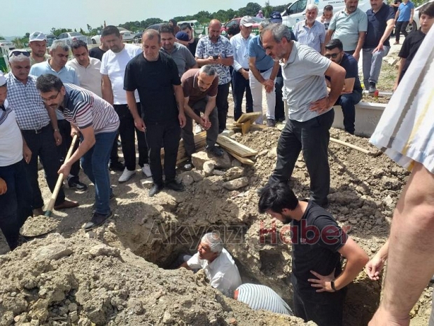 Emekli Polis memuru Halit Kılıç dualarla defnedildi