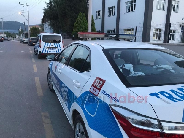 Cadde'de Seyir halindeki motosikletten düşerek yaralandı