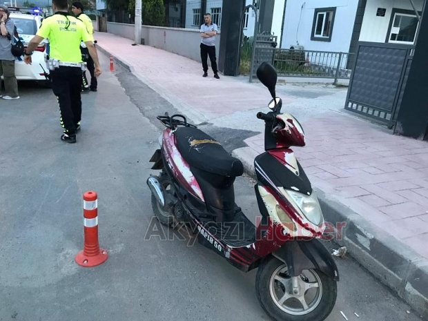 Cadde'de Seyir halindeki motosikletten düşerek yaralandı
