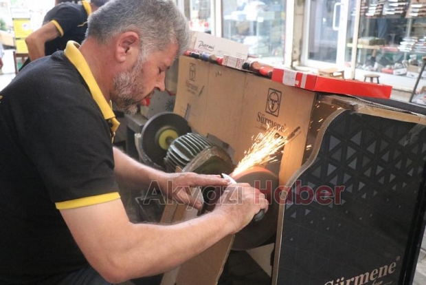 Normal günden 20 kat daha fazla bıçak biliyorlar