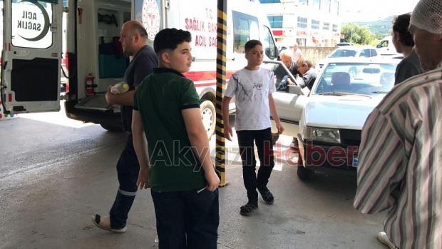 Elini şerit makinesine kaptırdı, iki parmağı koptu