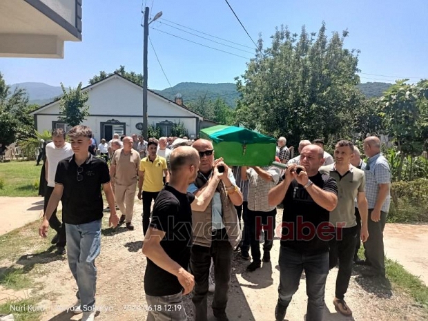 Son Yolculuklarına Uğurlandılar