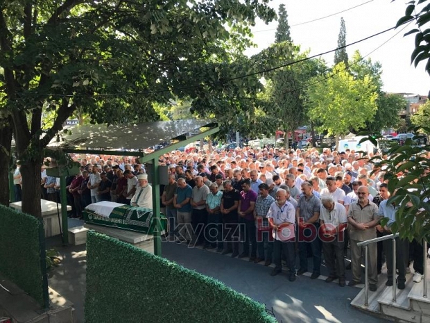 Necati Özen Defnedildi