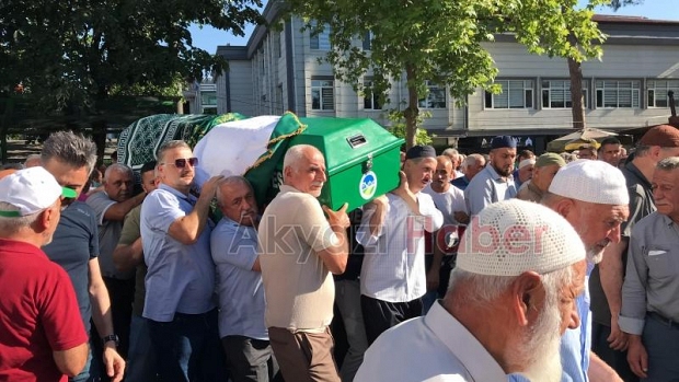 Necati Özen Defnedildi