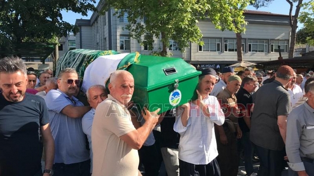 Necati Özen Defnedildi