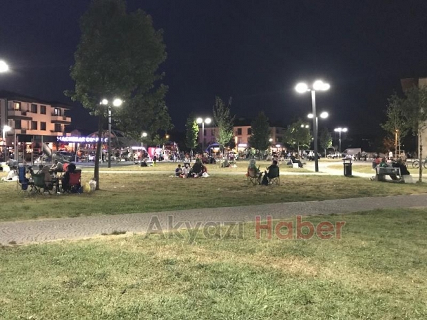 Akyazı Kültür Park'ta vatandaş tuvalet olmamasından şikayetçi