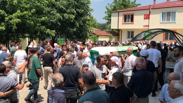 Hilmi Akman Defnedildi
