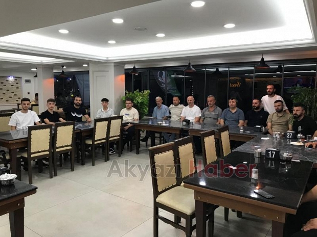 Yuvalakspor Moral Motivasyon Yemeğinde bir araya geldi
