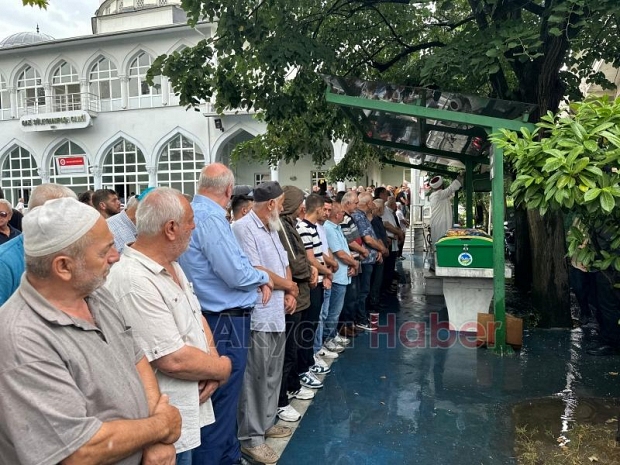 Sevim Böcek Ve Ahmet Sevencan Son yolculuklarına uğurlandı