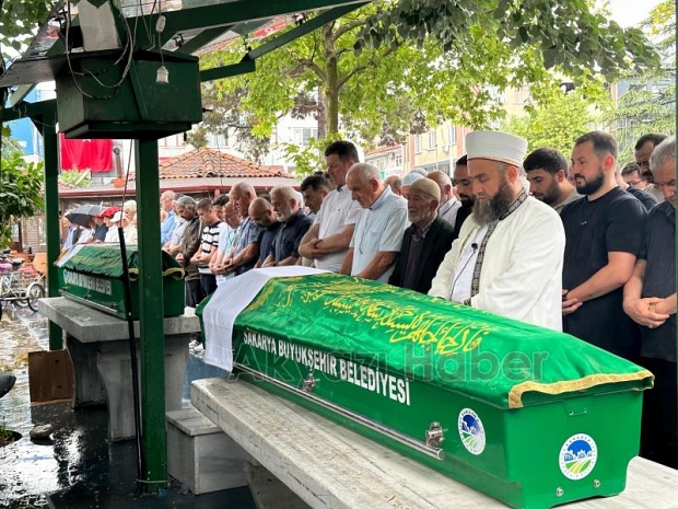 Sevim Böcek Ve Ahmet Sevencan Son yolculuklarına uğurlandı