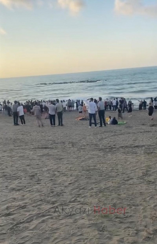 Karasu sahilinde iki kişi boğularak hayatını kaybetti