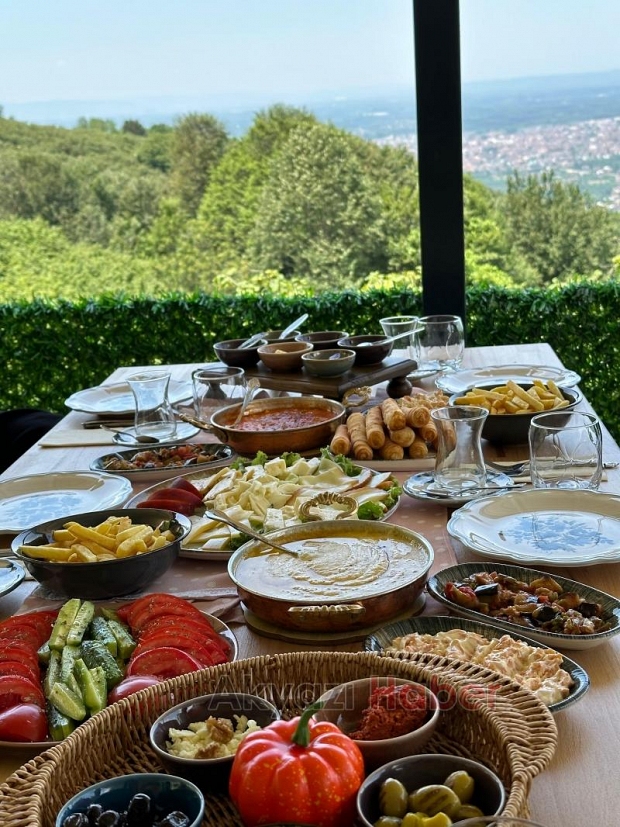 Çisa Köy Evi Kahvaltısı ile Güne Lezzetli Bir Başlangıç Yapın!