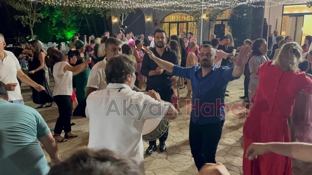 Akyazı'da görevli polis memurunun mutlu günü