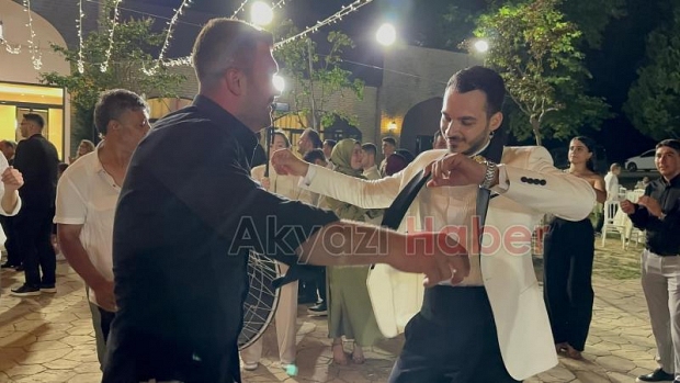 Akyazı'da görevli polis memurunun mutlu günü