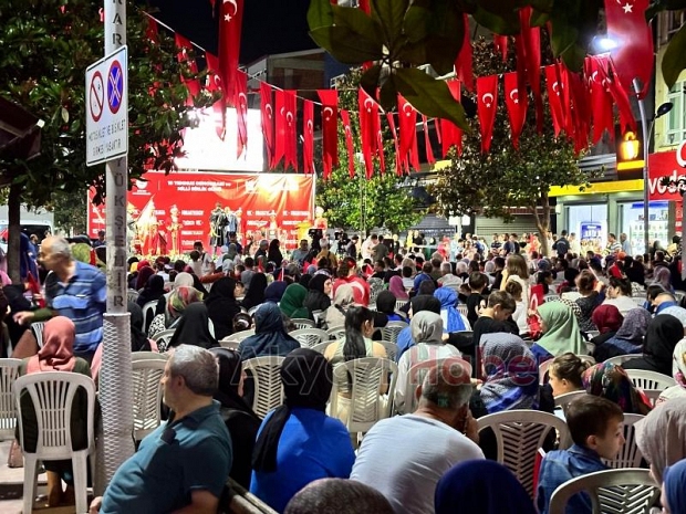 Akyazı 15 Temmuz'da yine meydandaydı