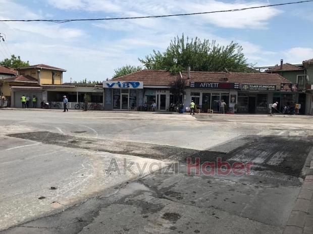 Akyazı Ormanköy ilçe girişi yenileniyor