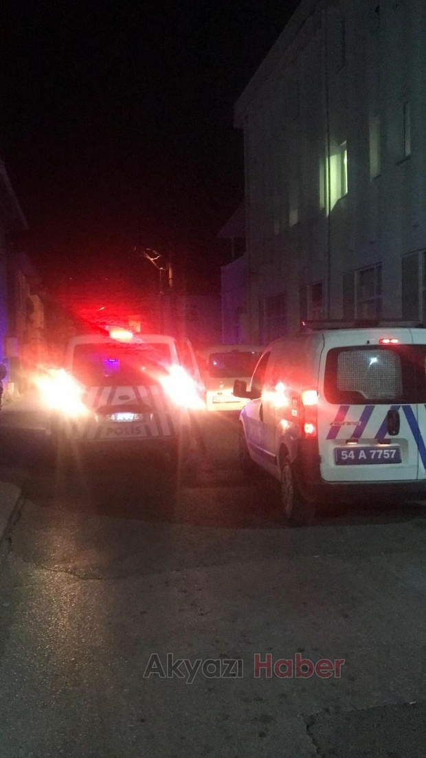 Ayrıldığı eşini darp etti, iki kişiyi yaraladı