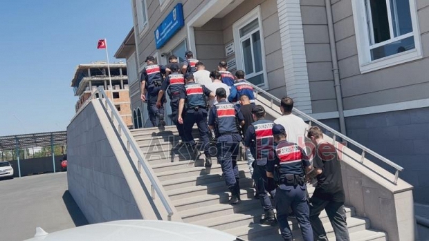 Bakanın adıyla dolandırıcılık: 7 gözaltı