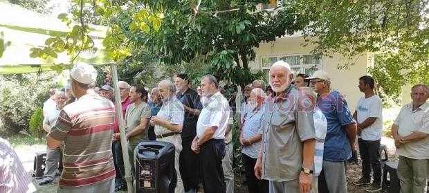 Son yolculuklarına dualarla uğurlandılar