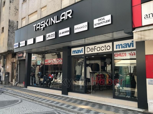 Tüm Okul Kıyafetleri Taşkınlar Konfeksiyonda