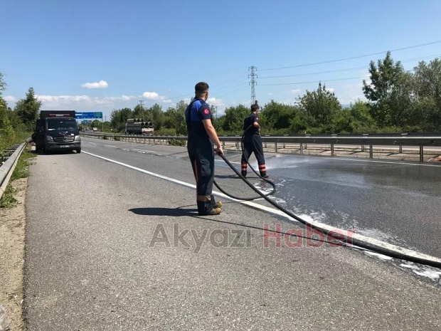 Yola dökülen asit ekipleri alarma geçirdi
