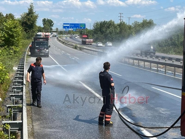 Yola dökülen asit ekipleri alarma geçirdi