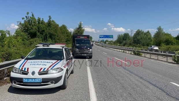 Yola dökülen asit ekipleri alarma geçirdi
