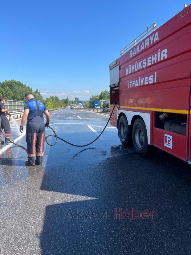 Yola dökülen asit ekipleri alarma geçirdi