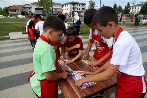 Akyazı SGM'de yaz kurslarına renkli veda