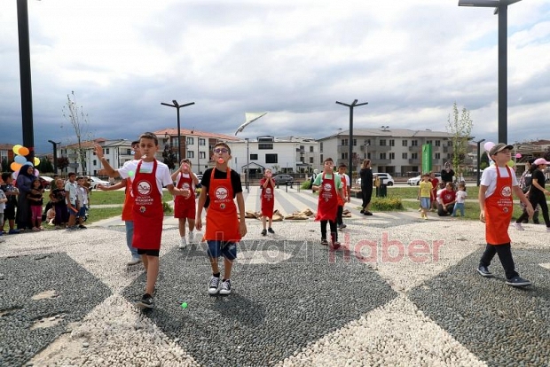 Akyazı SGM'de yaz kurslarına renkli veda